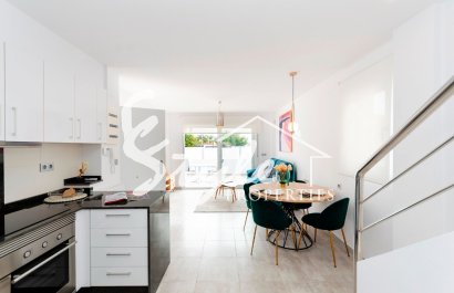 Villa moderna en venta en Torreta, Torrevieja, Costa Blanca, España. ON1732