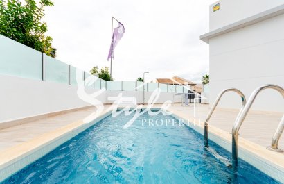 Villa moderna en venta en Torreta, Torrevieja, Costa Blanca, España. ON1732