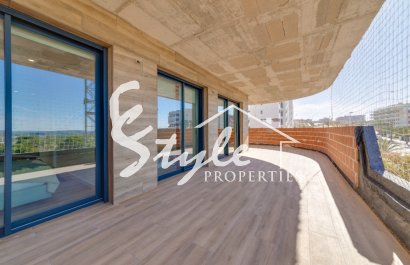 Apartamento nuevo en venta cerca de la playa en Arenales del Sol, Costa Blanca, España.ON1555