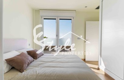 Продается новая вилла под ключ в Рохалесе, Коста Бланка, Испания. ОN1757