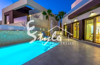 Продается новая вилла под ключ в Рохалесе, Коста Бланка, Испания. ОN1757