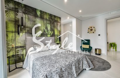 Продается новая роскошная вилла с видом на море в Финестрате, Коста Бланка, Испания. ОN1778