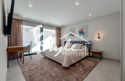 Продается новая роскошная вилла с видом на море в Финестрате, Коста Бланка, Испания. ОN1778