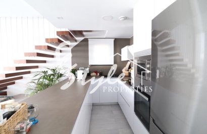 Buy Villa with pool in Costa Blanca close to sea in Lomas de Cabo Roig, Orihuela Costa. ID: 6130