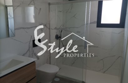 Новые таунхаусы на продажу в Вильямартине, Коста Бланка, Испания. ОN1782