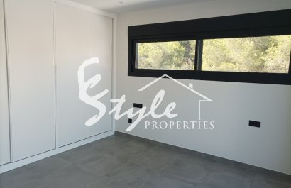 Новые таунхаусы на продажу в Вильямартине, Коста Бланка, Испания. ОN1782