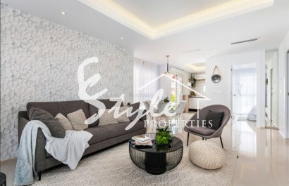 New build townhouse in Ciudad Quesada, Costa Blanca, Spain. ON1789