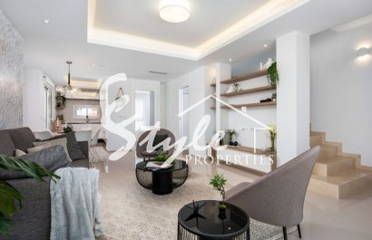 New build townhouse in Ciudad Quesada, Costa Blanca, Spain. ON1789