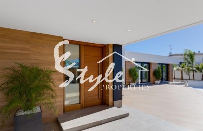 Роскошная вилла новой постройки в Сьюдад Кесада, Коста Бланка, Аликанте. ОN1794