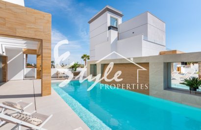 New villa for sale in Ciudad Quesada, Alicante, Costa Blanca. ON1416