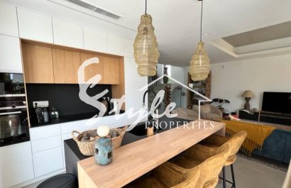 Вилла в Финестрате, Коста Бланка, Испания. ID:1809