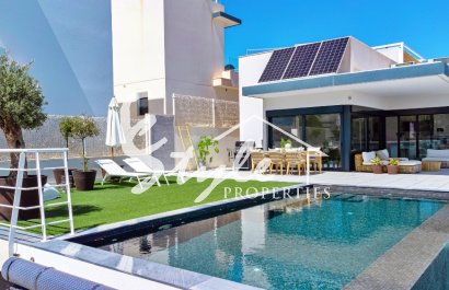 На продажу вилла 5 спален в Сан Мигель де Салинас, Коста Бланка, Испания.ID1357