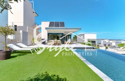 На продажу вилла 5 спален в Сан Мигель де Салинас, Коста Бланка, Испания.ID1357