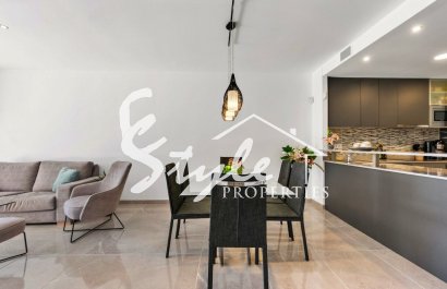 Resale - Apartment - Villamartin