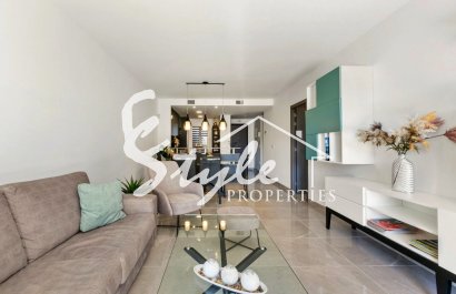 Resale - Apartment - Villamartin