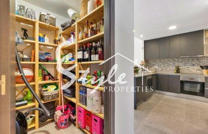 Resale - Apartment - Villamartin