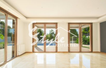 Продается новая вилла в Финестрате, Коста Бланка, Испания ON1811