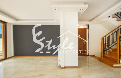 Продается новая вилла в Финестрате, Коста Бланка, Испания ON1811