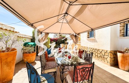 Resale - Villa - Punta Prima