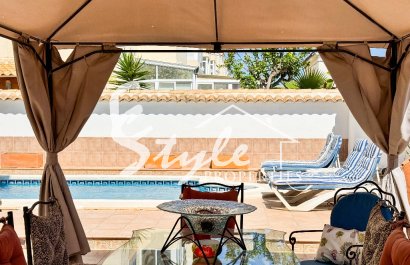 Resale - Villa - Punta Prima