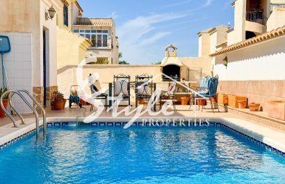 Resale - Villa - Punta Prima