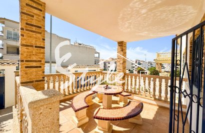 Resale - Villa - Punta Prima