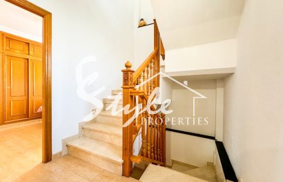 Resale - Villa - Punta Prima