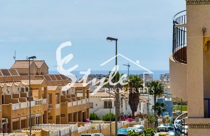 Resale - Villa - Punta Prima