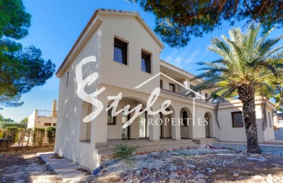 Villa de obra nueva en venta en Punta Prima, Costa Blanca, España. ON1460