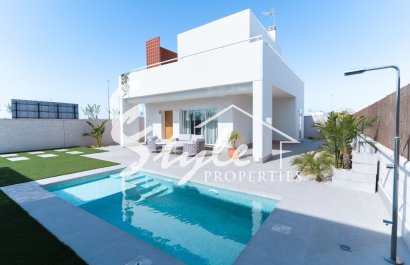 Villas de obra nueva en Pilar de la Horadada. Costa Blanca.España.ON1548