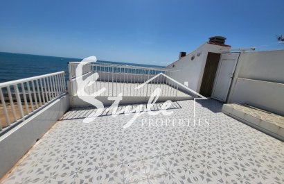 Buy apartment in Torrevieja, Costa Blanca, 50 meters from the beach. ID: 6188