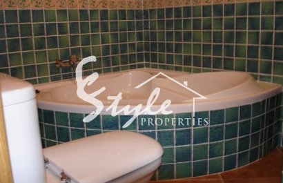 Nuevo - Villa - Los Altos