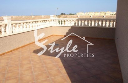 Nuevo - Villa - Los Altos