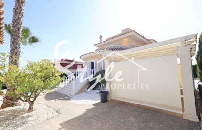 Вторичное жилье - Вилла - Сьюдад Кесада