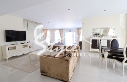 Вторичное жилье - Вилла - Сьюдад Кесада