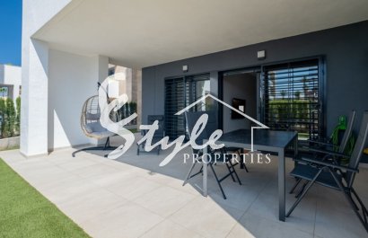 se vende nuevo apartamento en Flamenca Village,la Zenia, Orihuela costa, Costa Blanca, Spain. ID1892