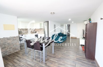 Buy semidetached house with garden and pool in Torrevieja, Torrealmendros. ID 6230