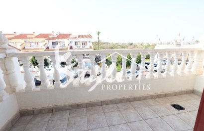 Buy semidetached house with garden and pool in Torrevieja, Torrealmendros. ID 6230