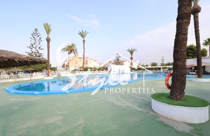 Buy semidetached house with garden and pool in Torrevieja, Torrealmendros. ID 6230