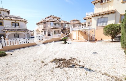 Buy Terraced house with private garden for sale in Lomas de Cabo Roig, Orihuela Costa. ID: 6240