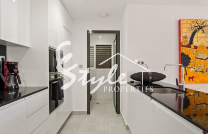 Купить квартиру в Лос Дольсес, недалеко от поля для гольфа в Вилламартин, Коста Бланка. ID 6058