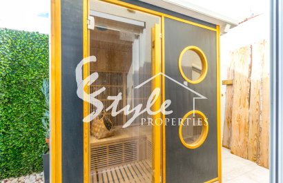 Купить таунхаус с садом и бассейном в Лос Балконес, Торревьеха. ID 6250