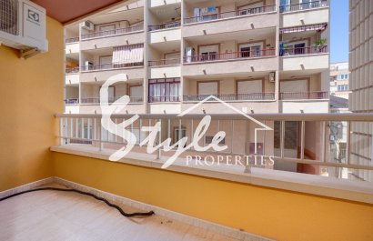 Buy apartment in Torrevieja, Costa Blanca, 500 meters from the beach. ID: 6261