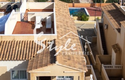 for sale top floor apartment with sea views in Cinuelica , Punta Prima, Costa Blanca, Spain. ID2722