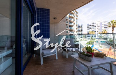 Продается квартира на первой линии в Sea Senses, Пунта Прима, Коста Бланка. ID2345