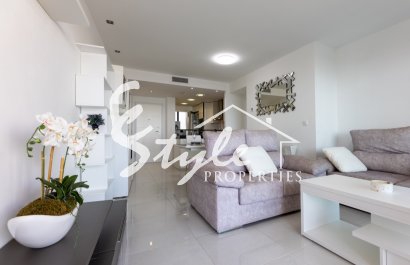 Продается квартира на первой линии в Sea Senses, Пунта Прима, Коста Бланка. ID2345