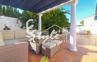 Resale - Villa - Cabo Roig
