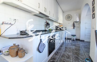 Resale - Villa - Cabo Roig