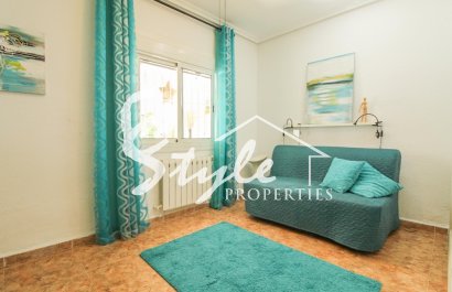 Resale - Villa - Cabo Roig