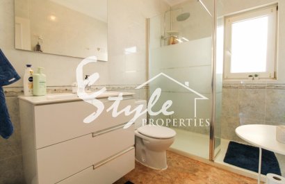 Resale - Villa - Cabo Roig